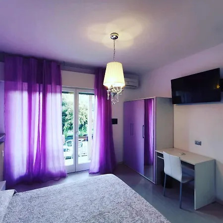 Ai Giardini -vicino Ospedale Borgo Trento E Centro Storico Гостевой дом 2*