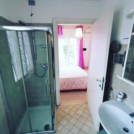 Ai Giardini -vicino Ospedale Borgo Trento E Centro Storico Верона