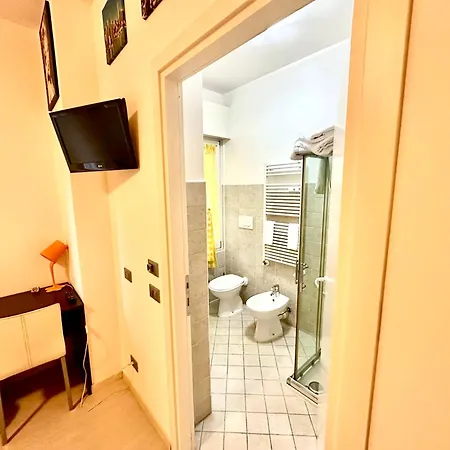 Ai Giardini -vicino Ospedale Borgo Trento E Centro Storico Guest house 2*