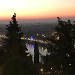 Ai Giardini -vicino Ospedale Borgo Trento E Centro Storico