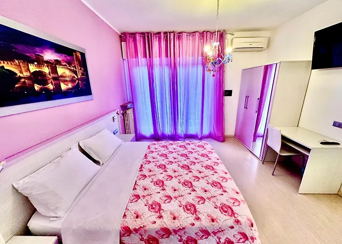 Ai Giardini -vicino Ospedale Borgo Trento E Centro Storico 4*
