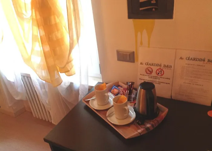 بيت ضيافة Ai Giardini -vicino Ospedale Borgo Trento E Centro Storico