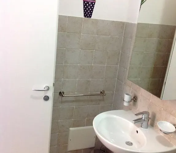 بيت ضيافة Ai Giardini -vicino Ospedale Borgo Trento E Centro Storico