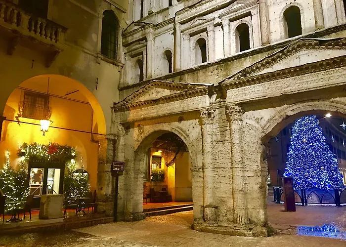 بيت ضيافة Ai Giardini -vicino Ospedale Borgo Trento E Centro Storico